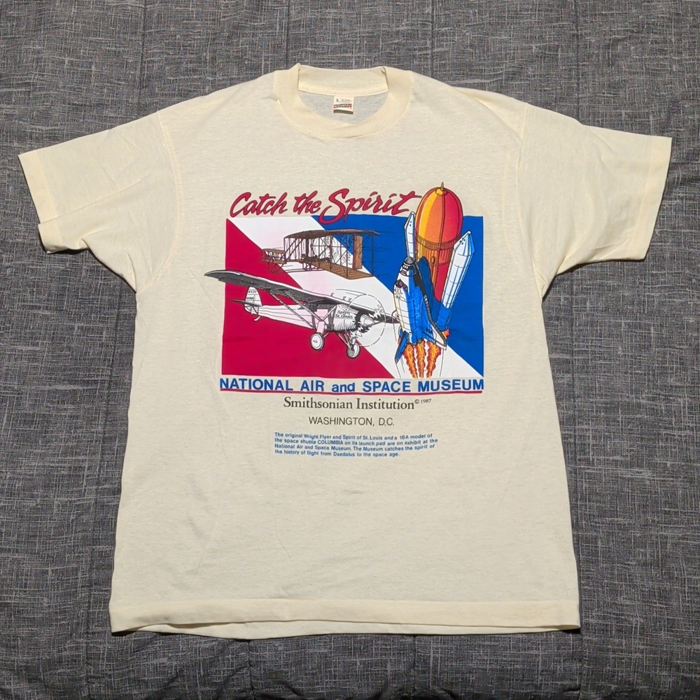 National Air and Space Museum 'Catch the Spirit' Graphic Tee